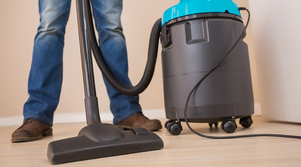 high-traffic area cleaning with vacuum